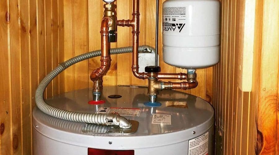 New conventional water heater installed by RCL Mechanical